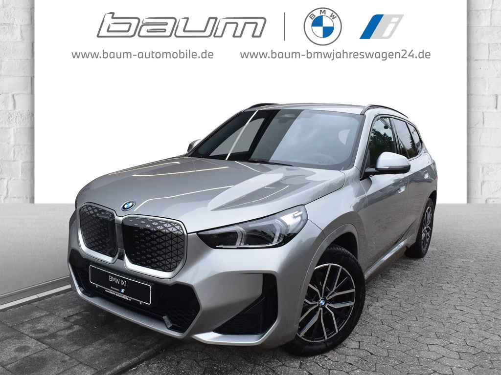 BMW iX1