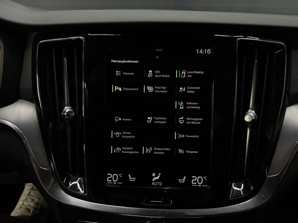 Volvo V60 Cross Country