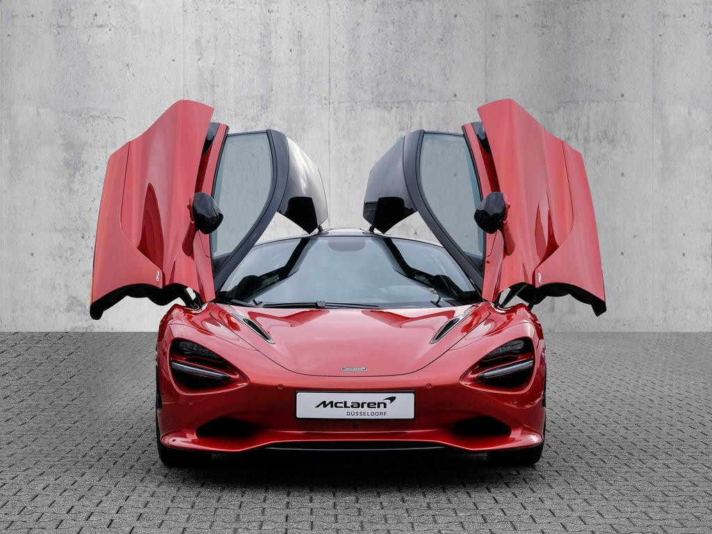 McLaren 750S