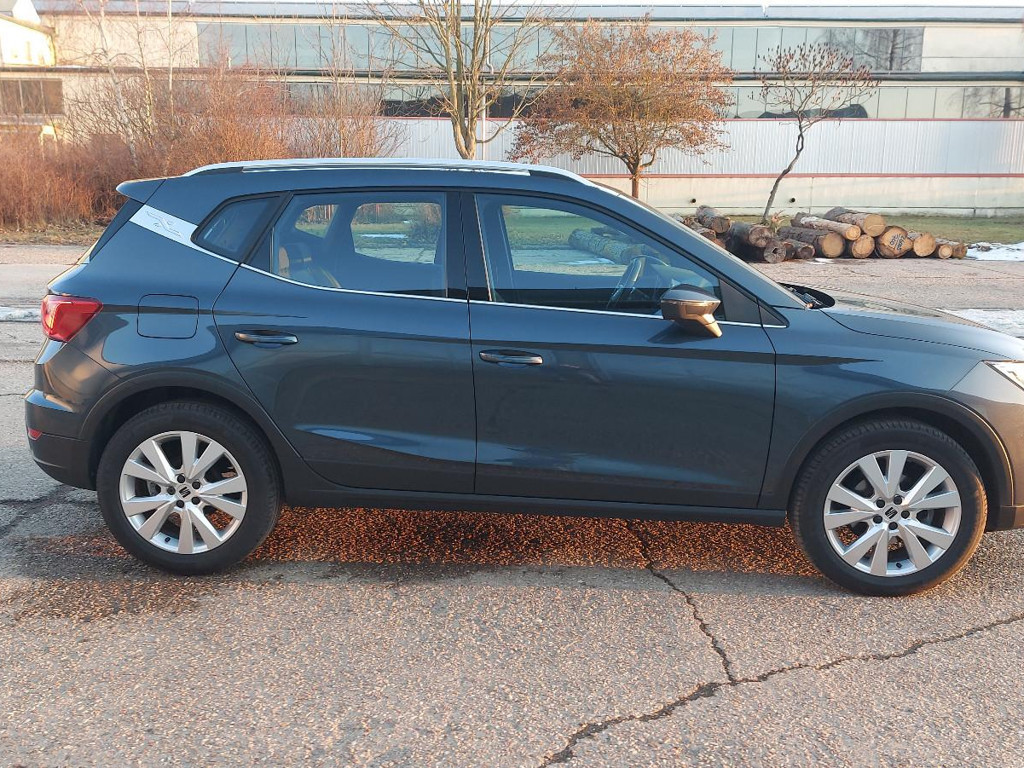 Seat Arona