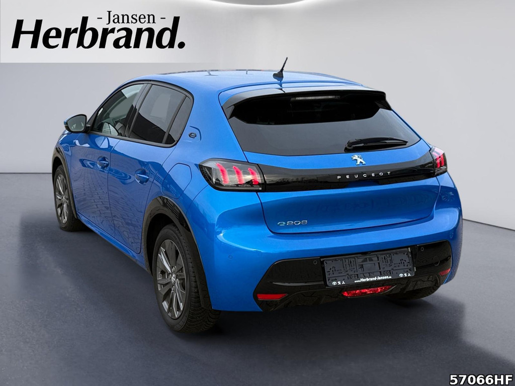 Peugeot e-208