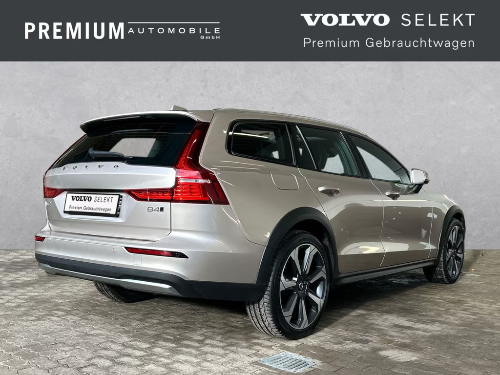 Volvo V60 Cross Country