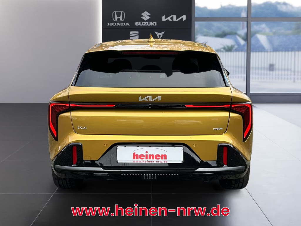 Kia K4