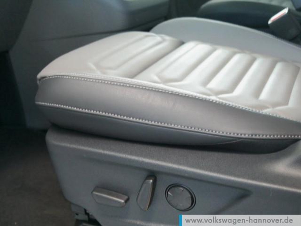 Volkswagen e-Caravelle