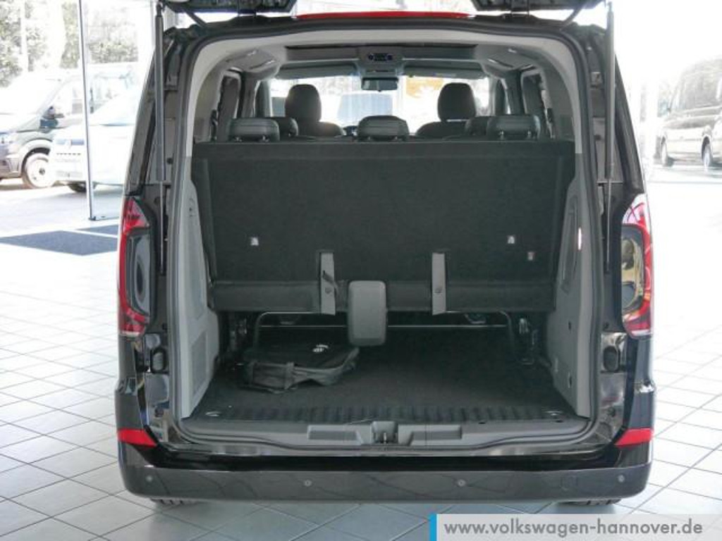 Volkswagen e-Caravelle