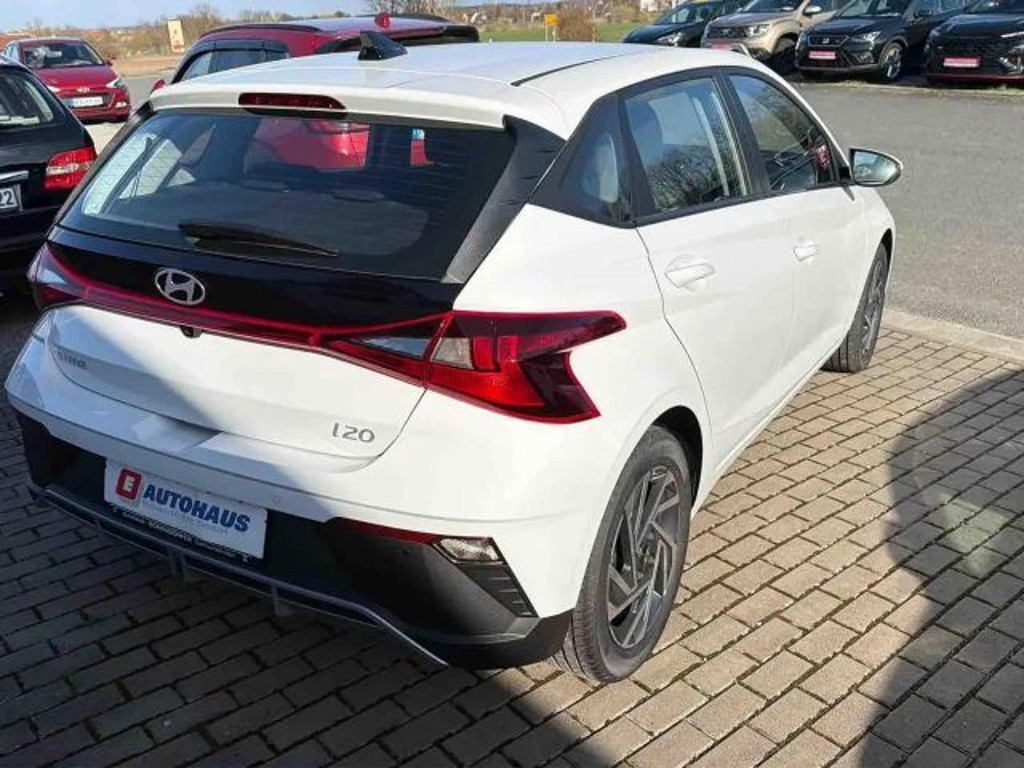 Hyundai i20