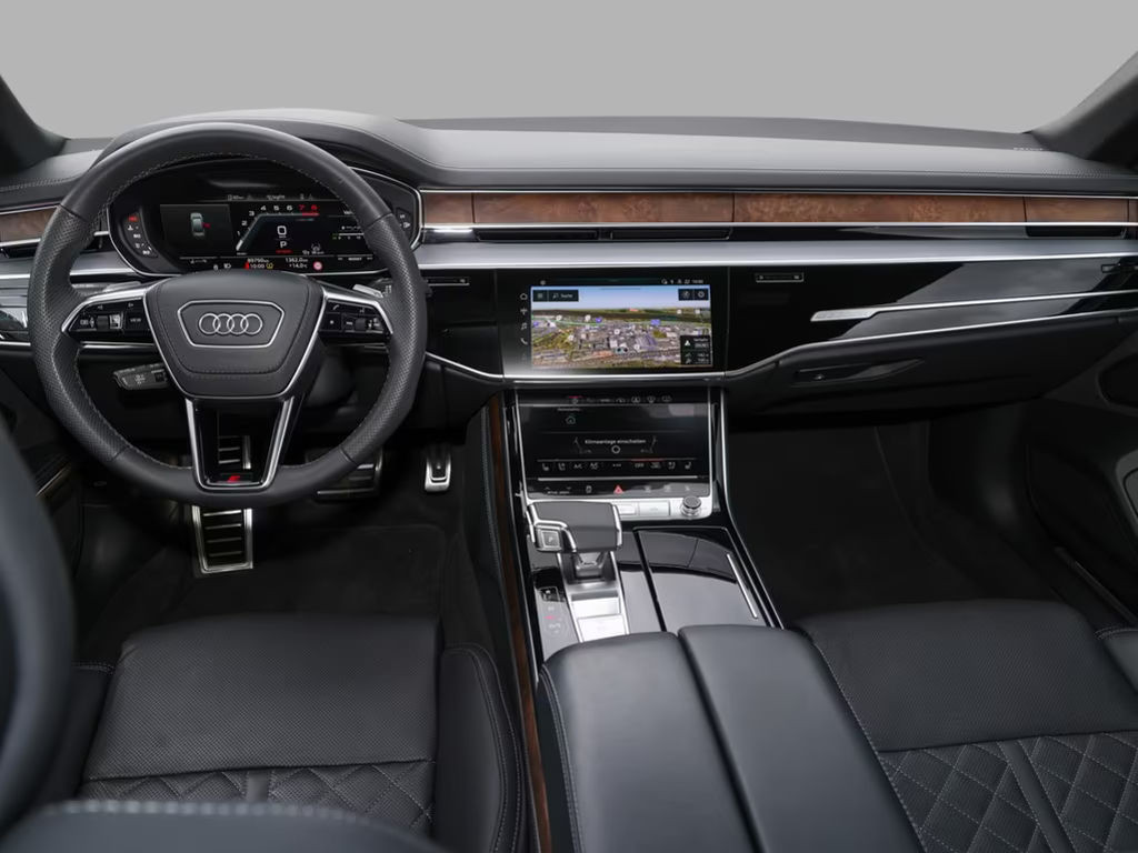 Audi S8