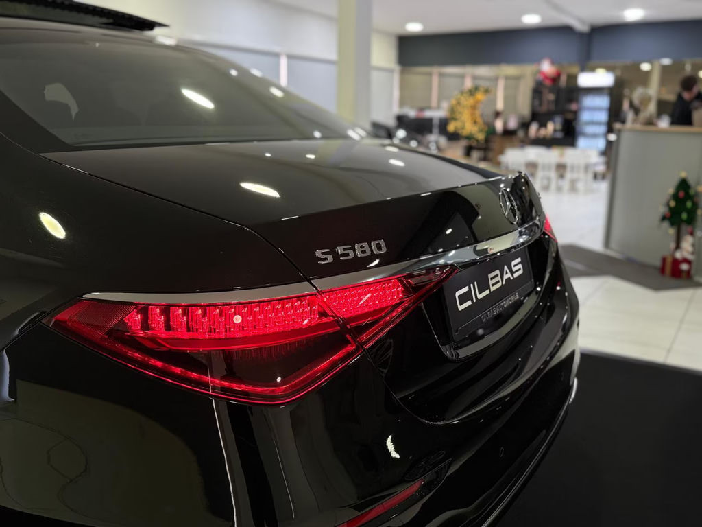 Mercedes-Benz S-Klasse