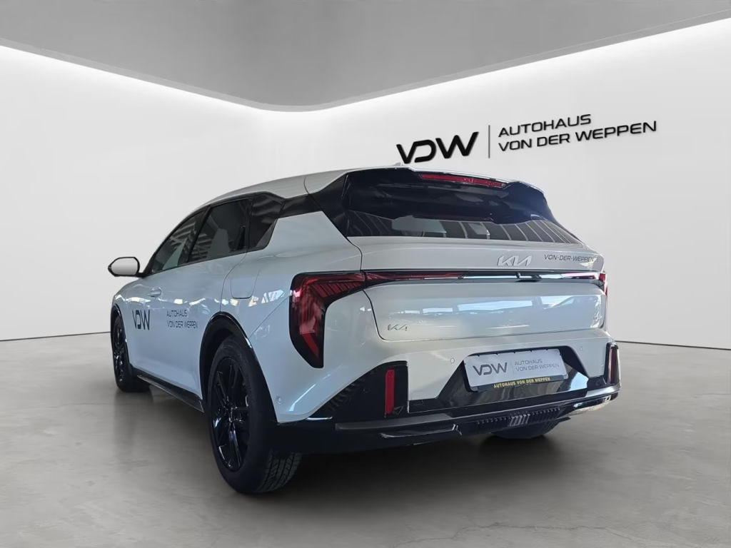 Kia K4
