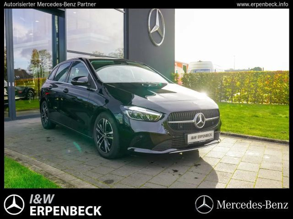 Mercedes-Benz B-Klasse 2024 Benzine