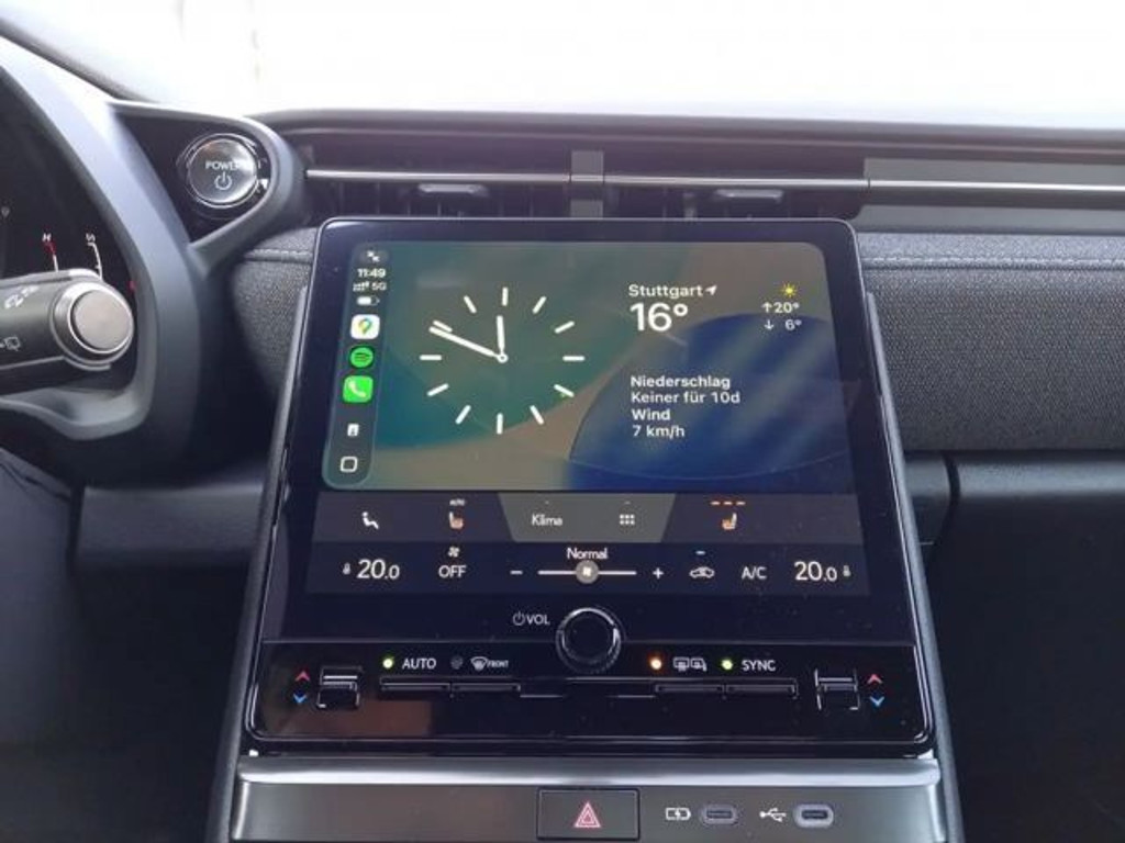 Lexus LBX