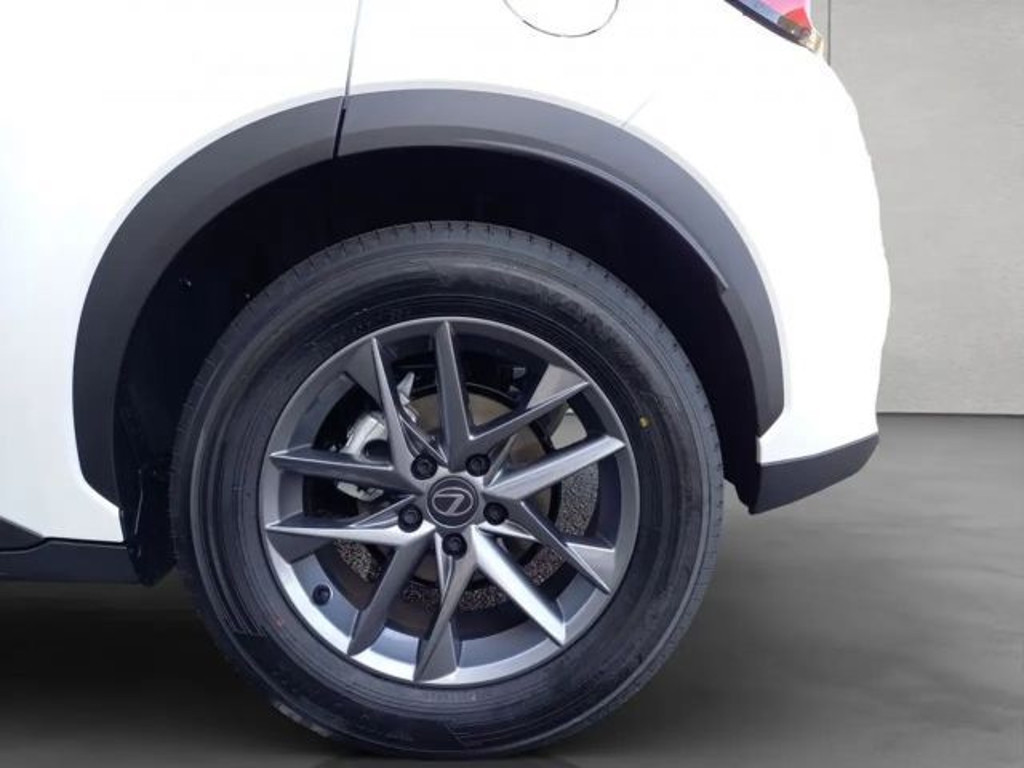 Lexus LBX