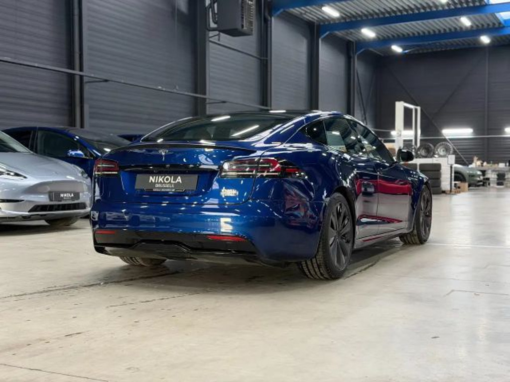 Tesla Model S
