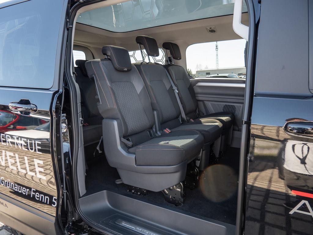 Volkswagen Caravelle