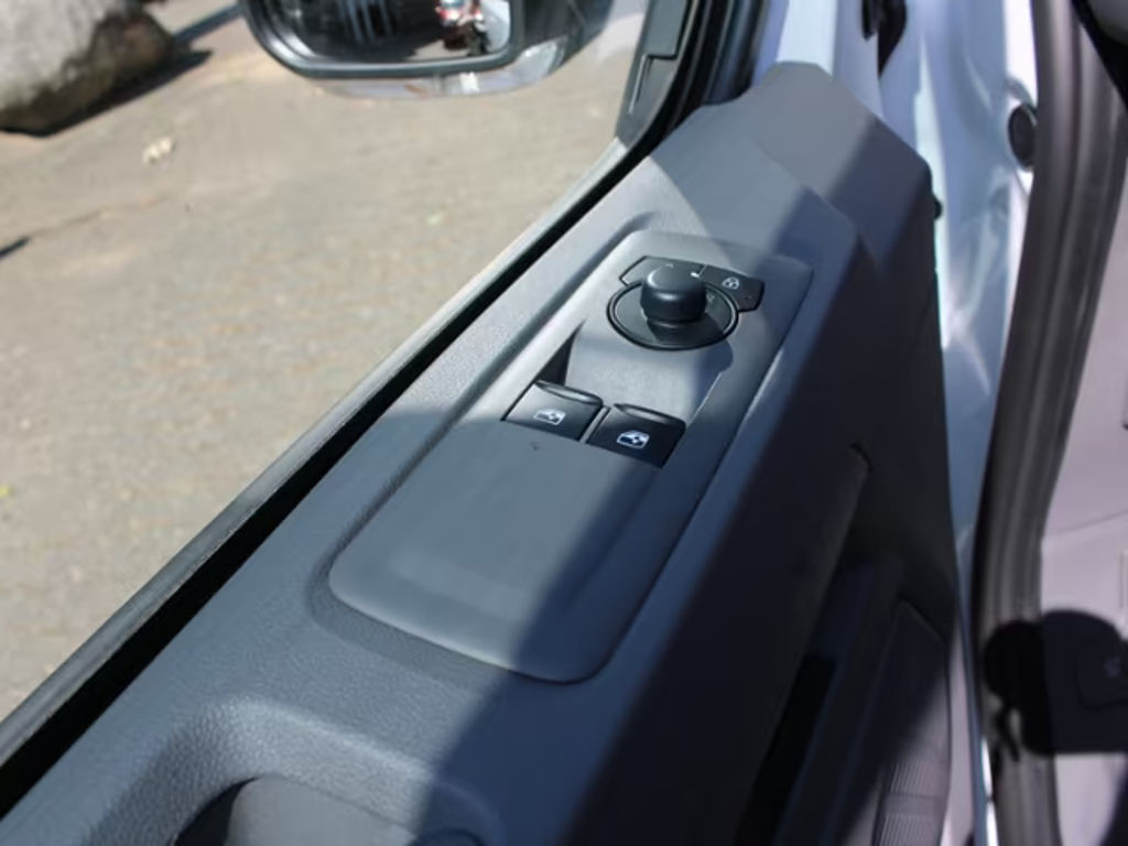 Volkswagen e-Caravelle