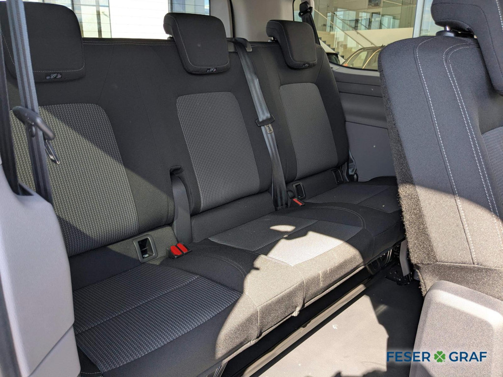 Volkswagen e-Caravelle