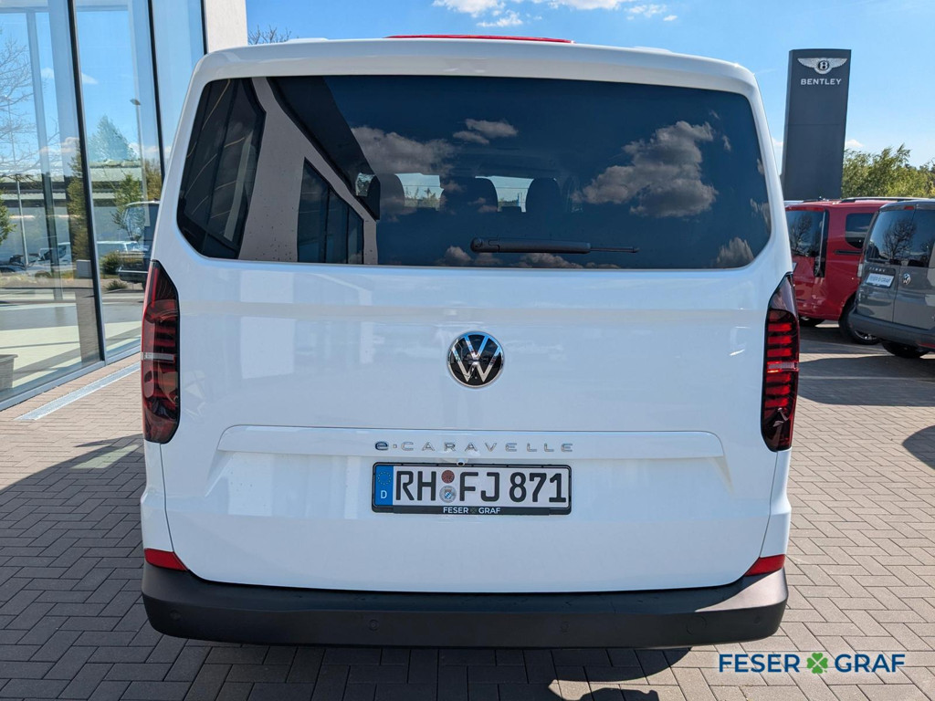 Volkswagen e-Caravelle