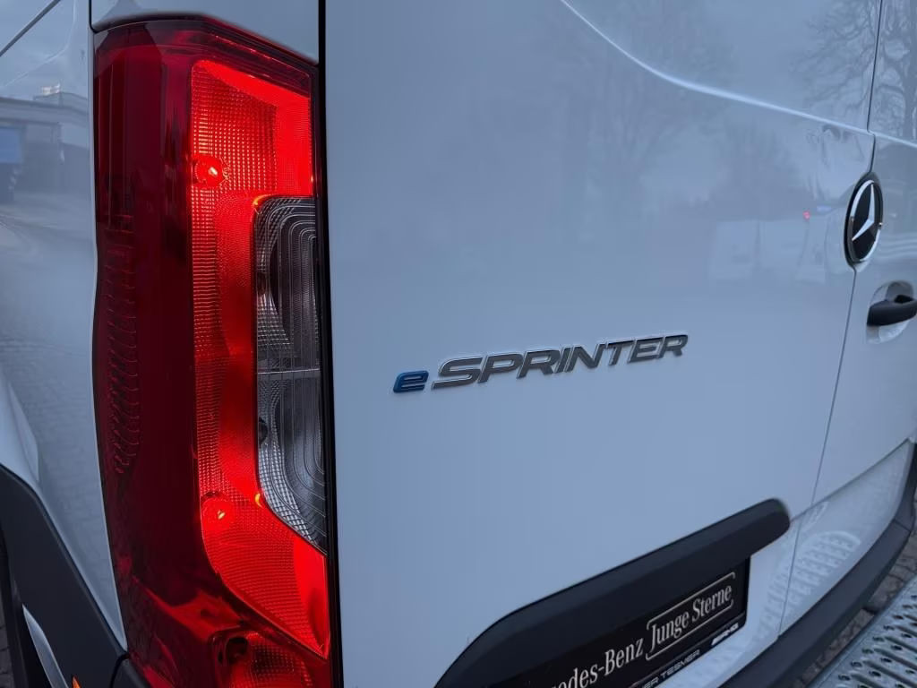 Mercedes-Benz eSprinter