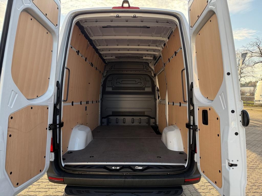 Mercedes-Benz eSprinter