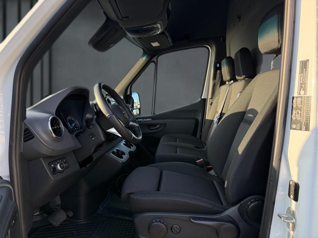 Mercedes-Benz eSprinter