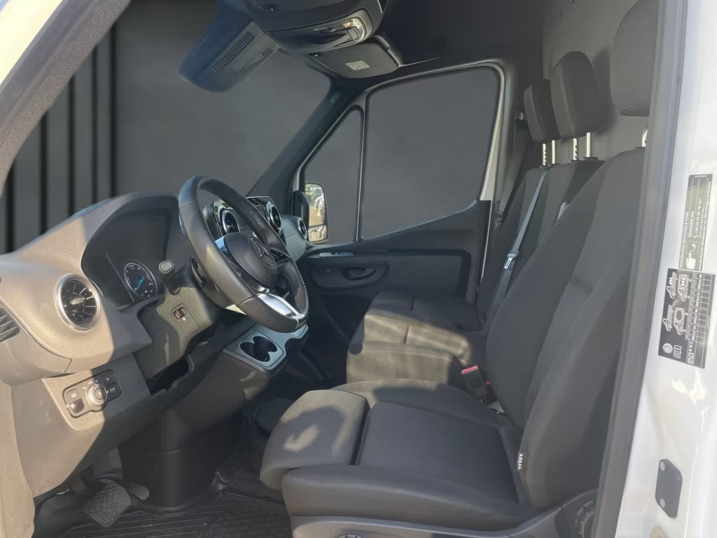 Mercedes-Benz eSprinter