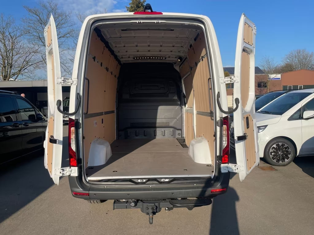 Mercedes-Benz eSprinter