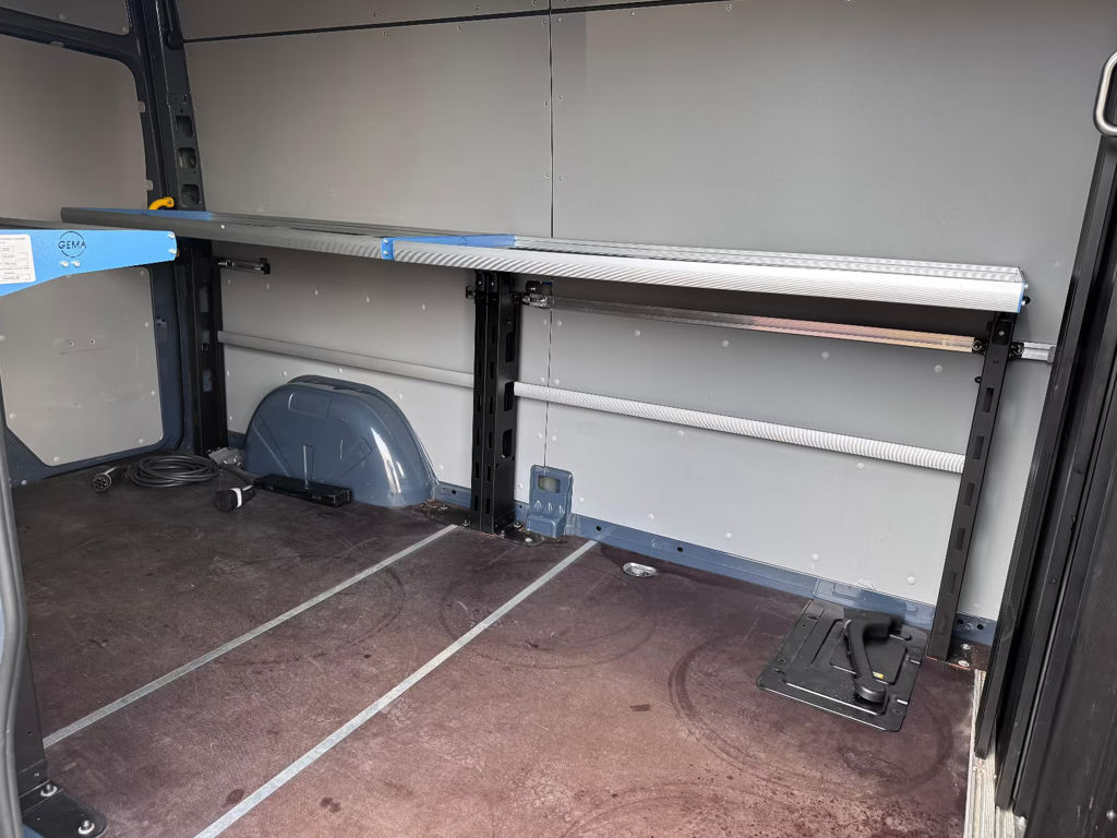 Mercedes-Benz eSprinter