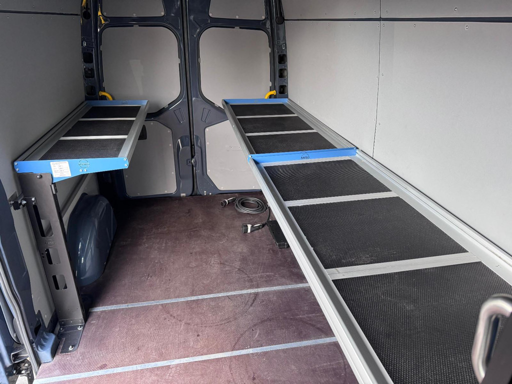 Mercedes-Benz eSprinter