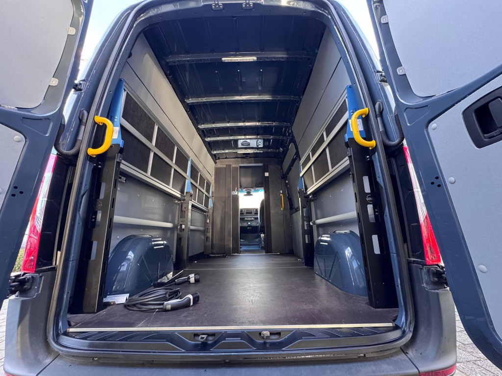 Mercedes-Benz eSprinter