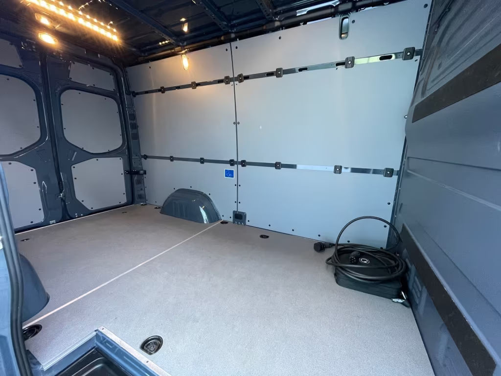 Mercedes-Benz eSprinter