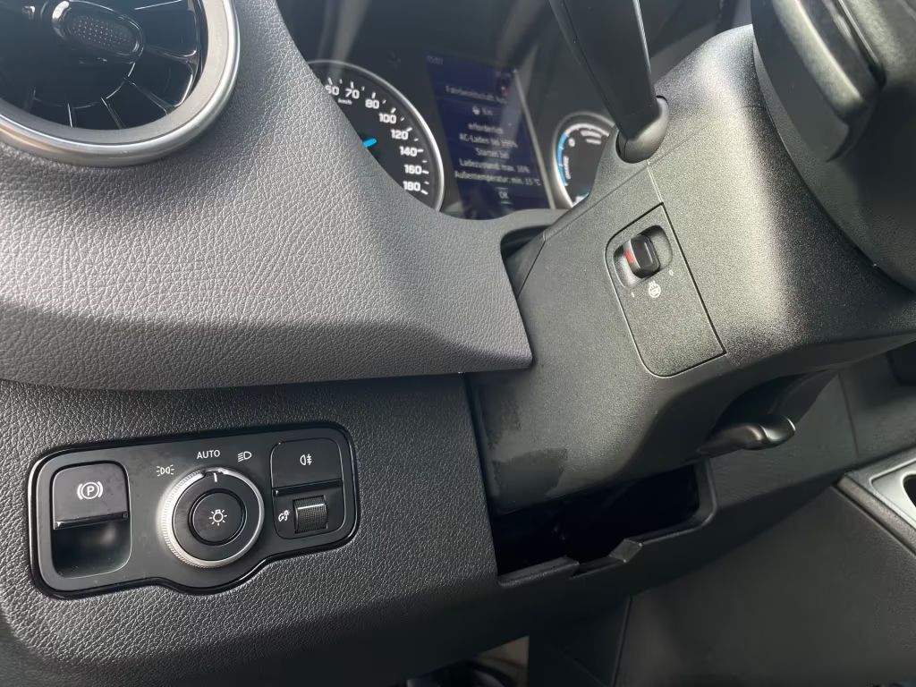 Mercedes-Benz eSprinter