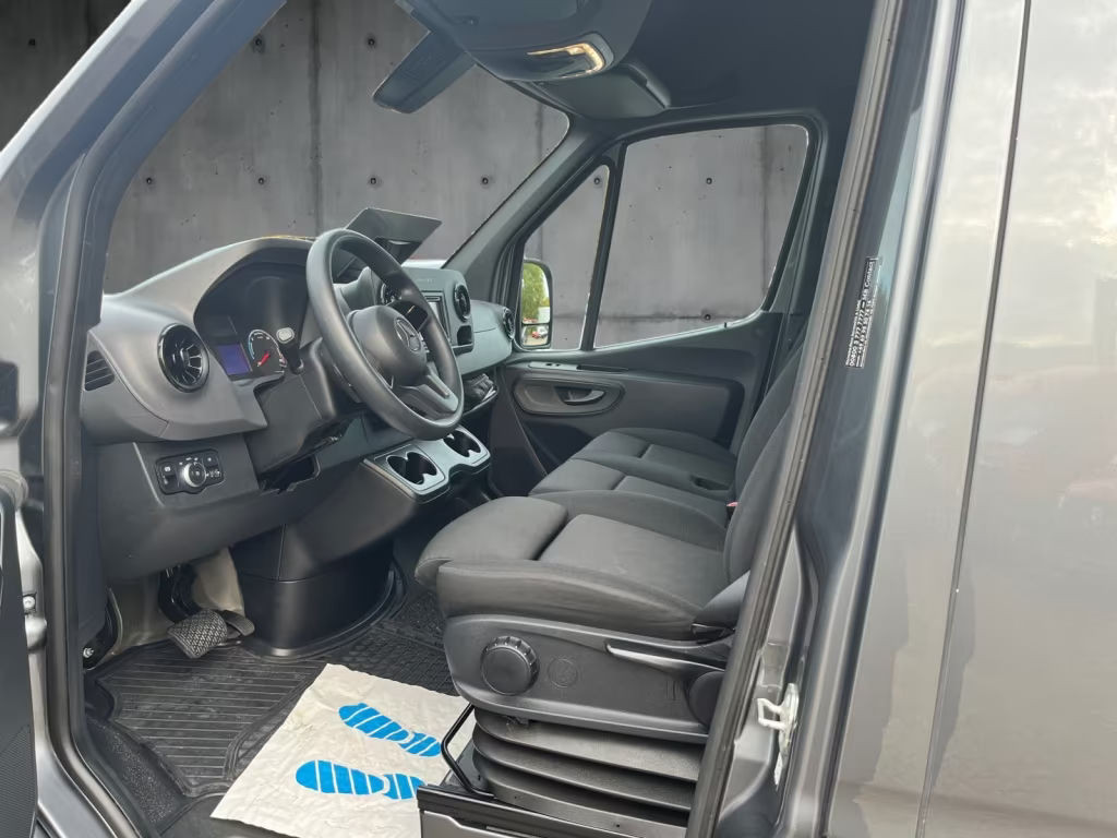 Mercedes-Benz eSprinter