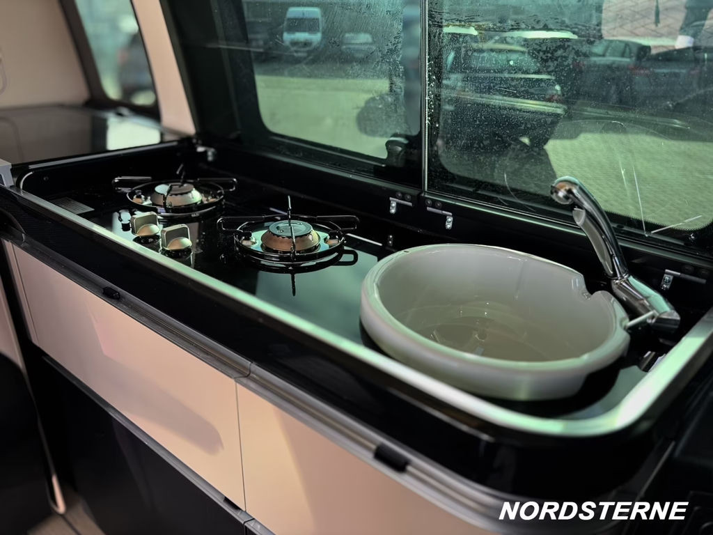 Mercedes-Benz Marco Polo