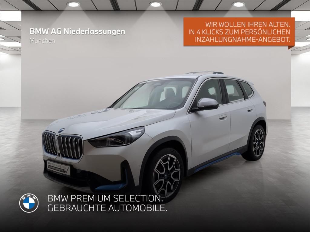 BMW iX1