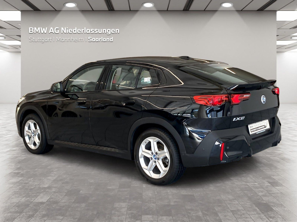 BMW iX2