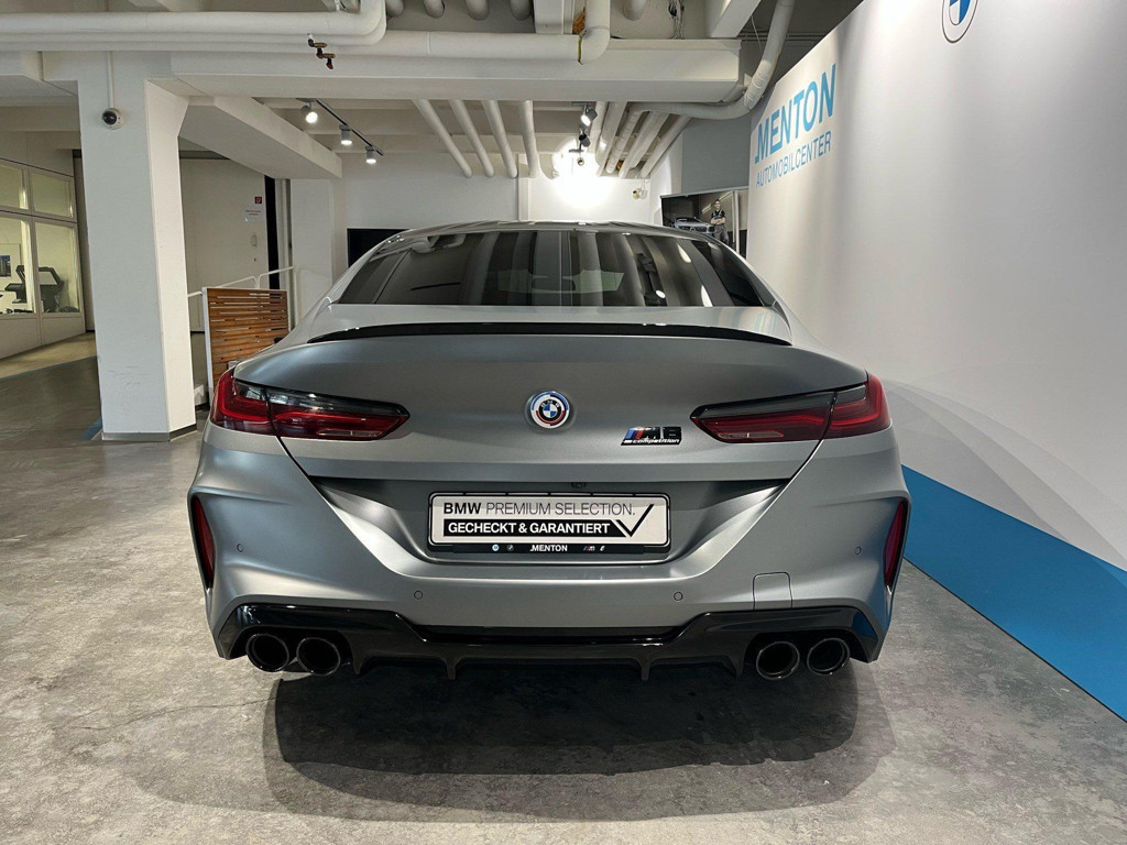 BMW M8
