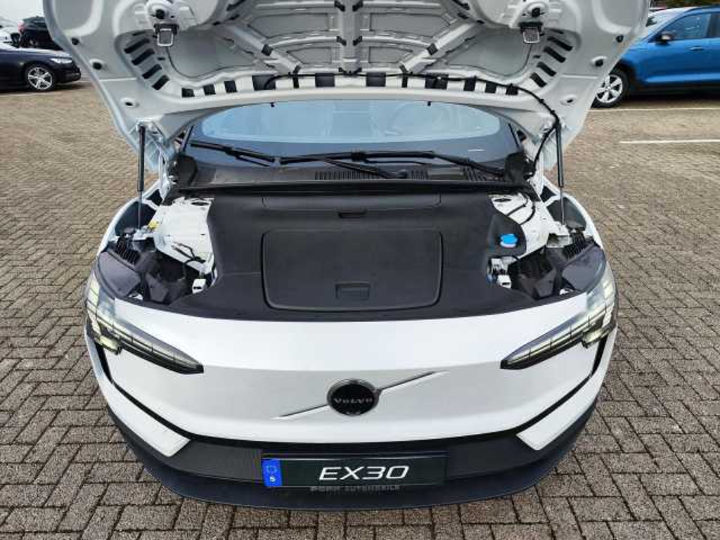 Volvo EX30