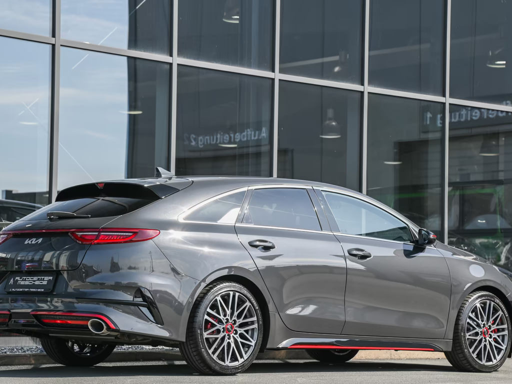Kia ProCeed