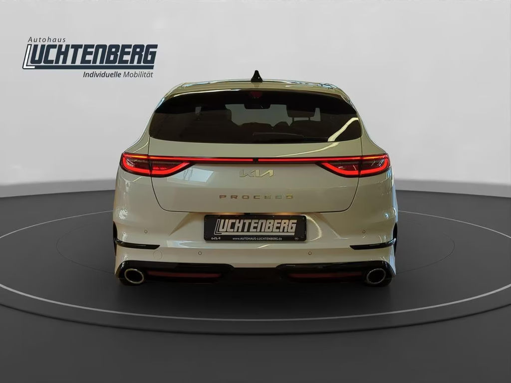 Kia ProCeed