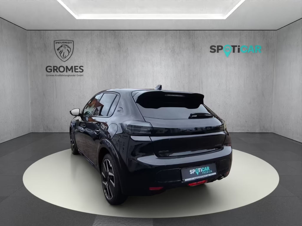 Peugeot e-208