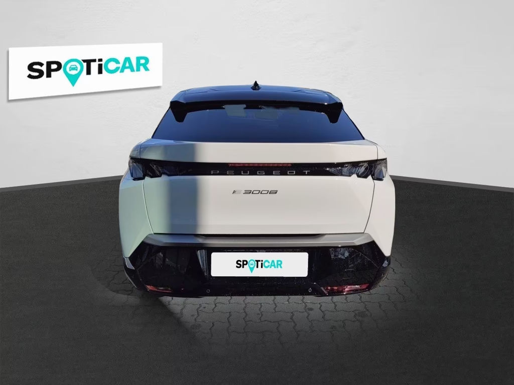 Peugeot E-3008