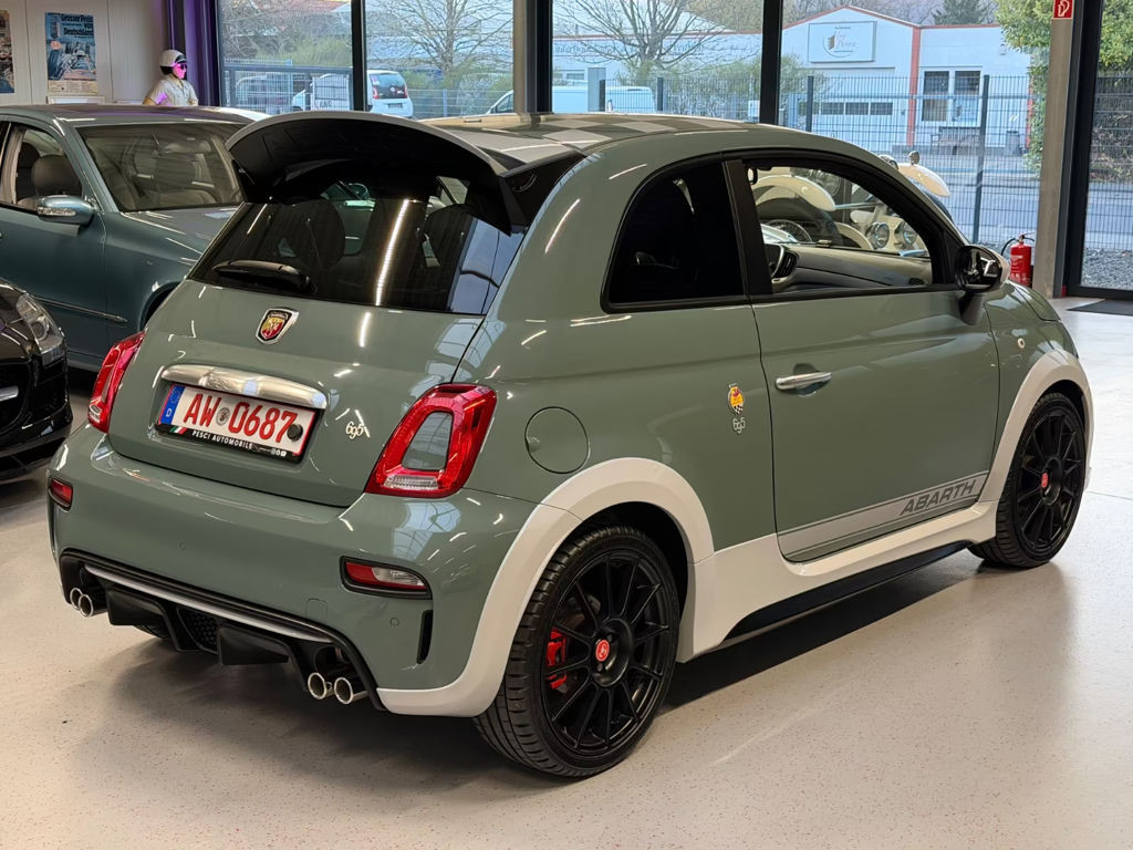 Abarth 695