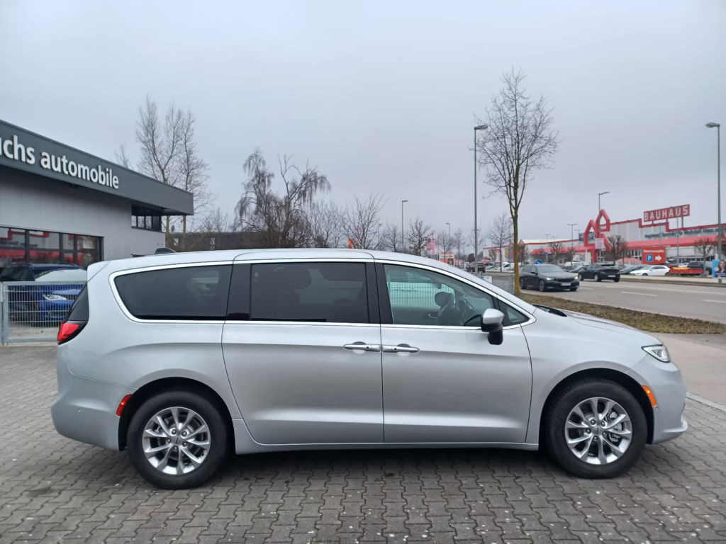 Chrysler Pacifica