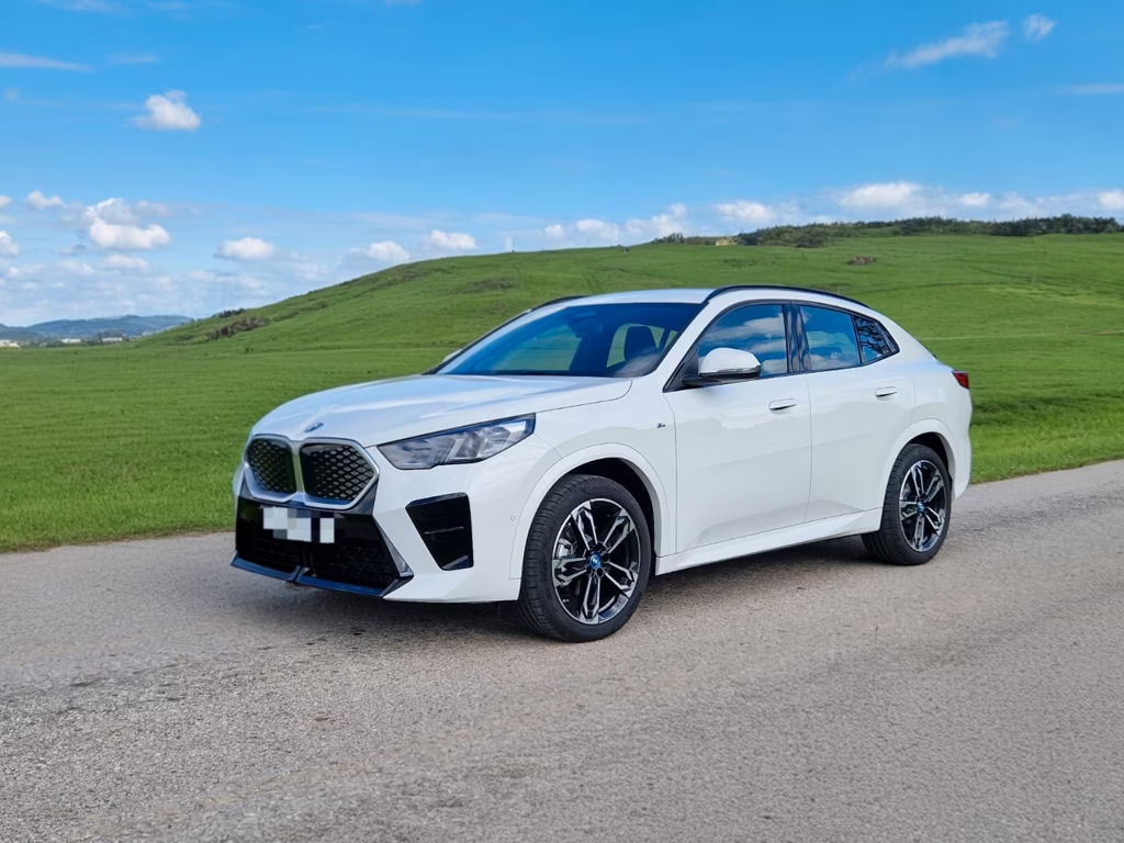 BMW iX2