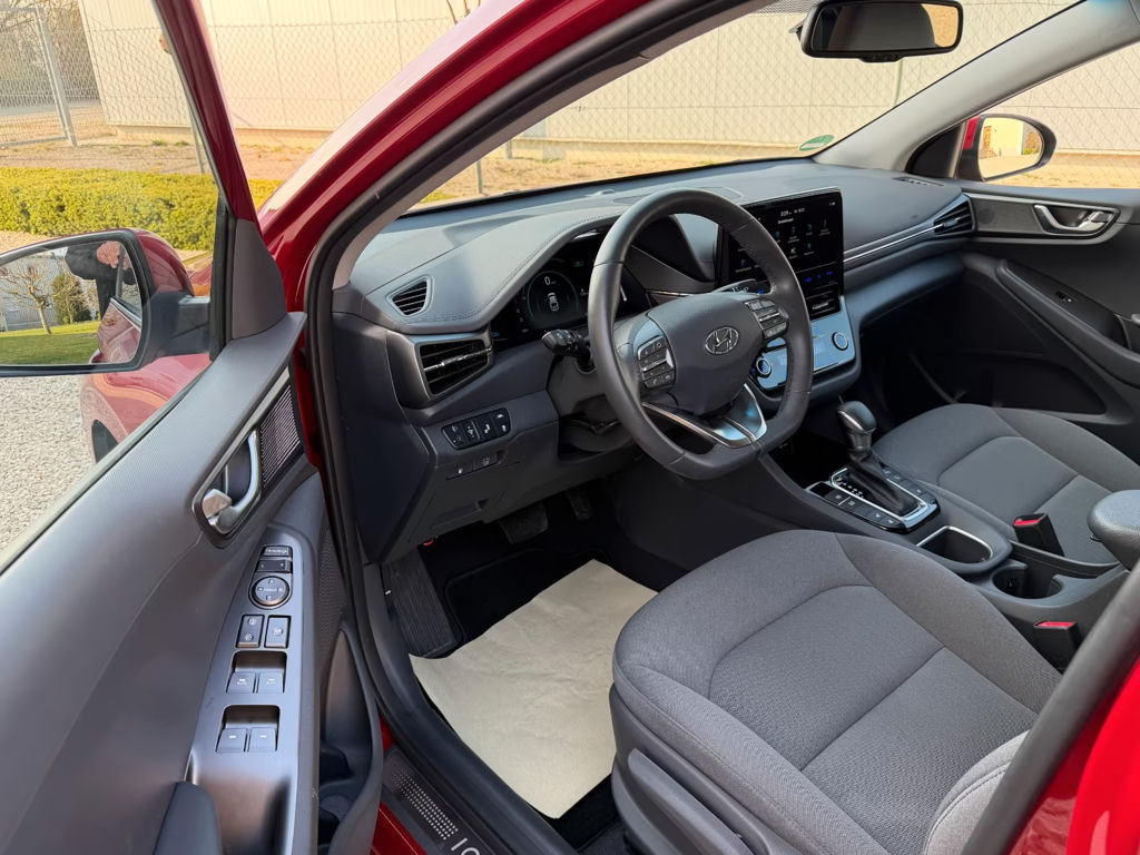 Hyundai Ioniq