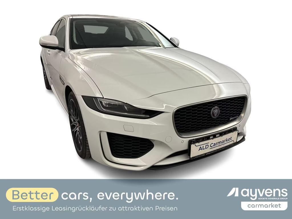 Jaguar XE 2022 Benzine