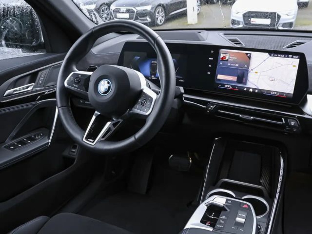 BMW iX2