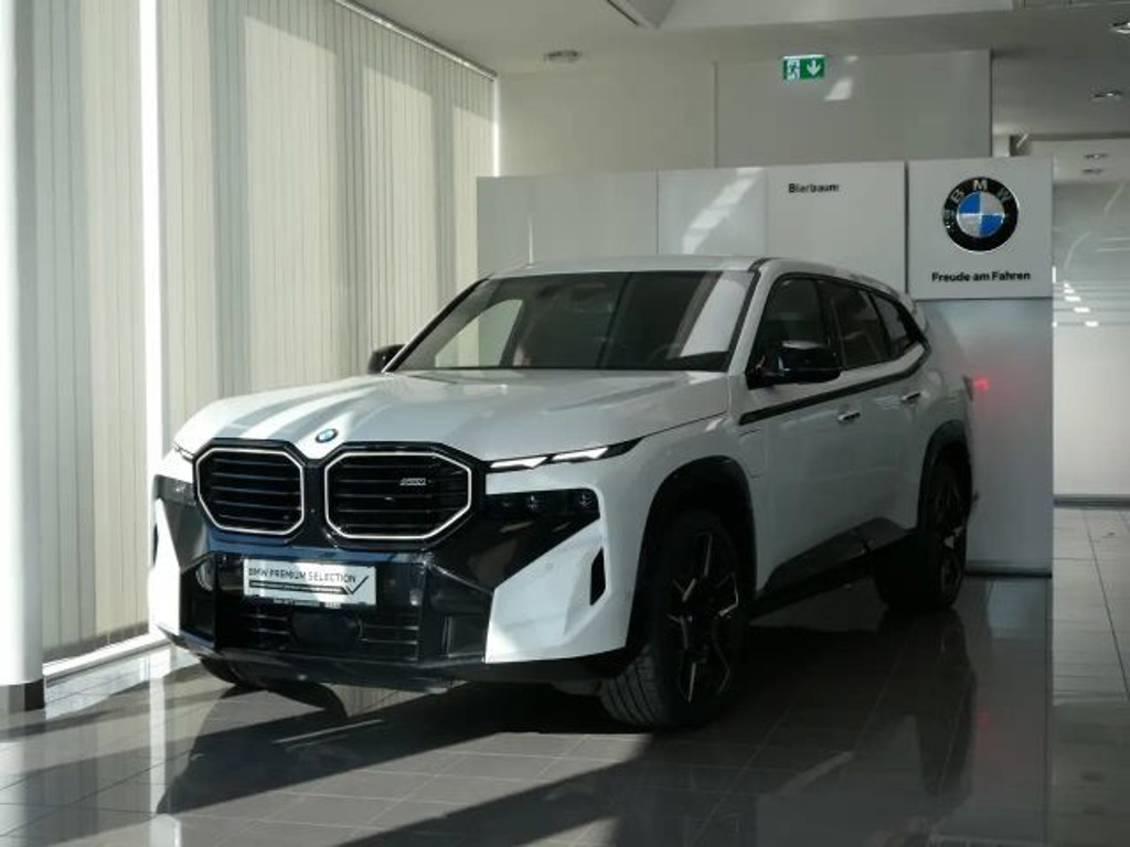 BMW XM