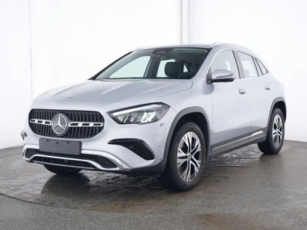 Mercedes-Benz GLA-Klasse 2024 Benzine