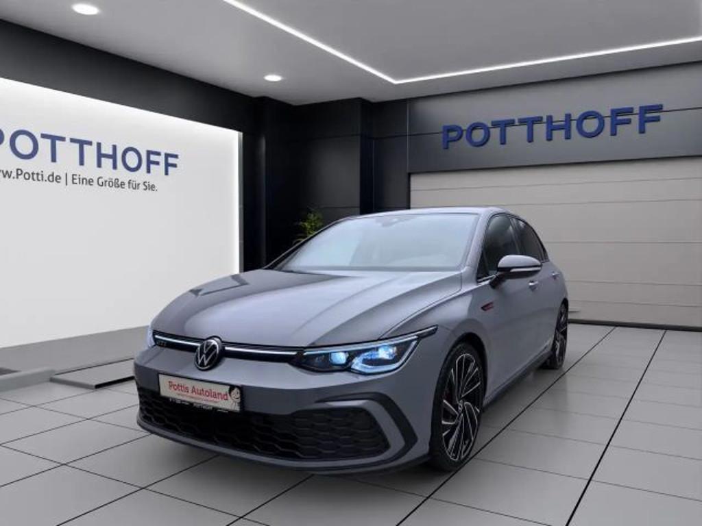 Volkswagen Golf 2022 Benzine